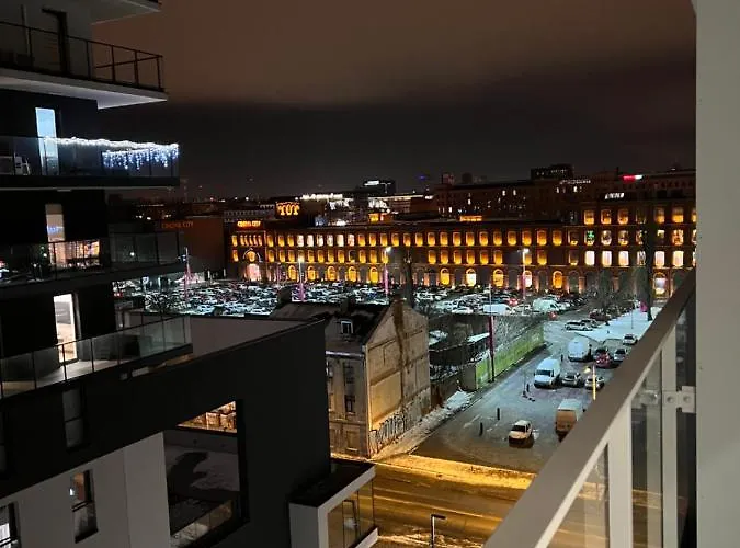 Manufaktura's Star ***** By Pinpoint Łódź