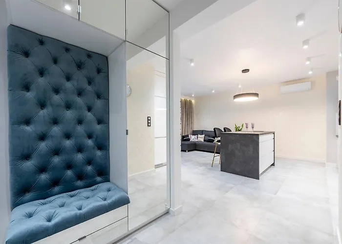 Manufaktura's Star ***** By Pinpoint