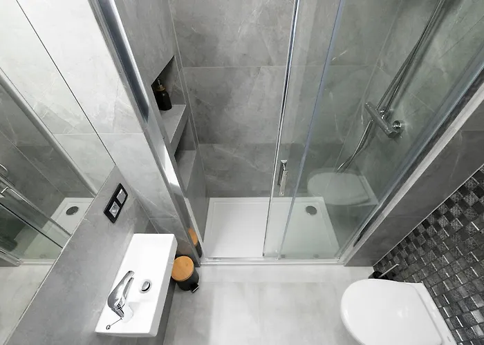 Manufaktura's Star ***** By Pinpoint Łódź