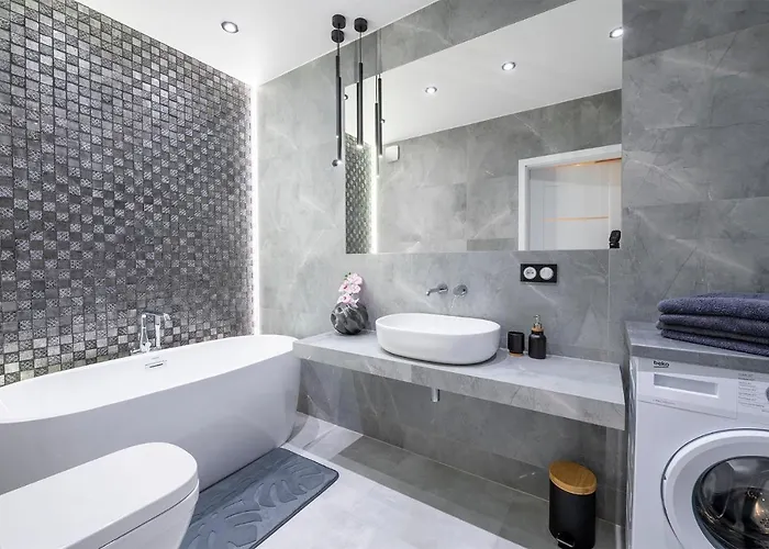 Manufaktura's Star ***** By Pinpoint Łódź